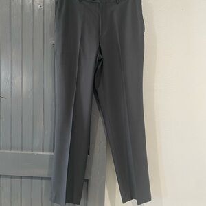 Covington dress slacks (Men) very good condition. See pictures for measurements!